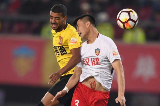  尼斯客场遭遇顽强抵抗仅凭点球险胜  